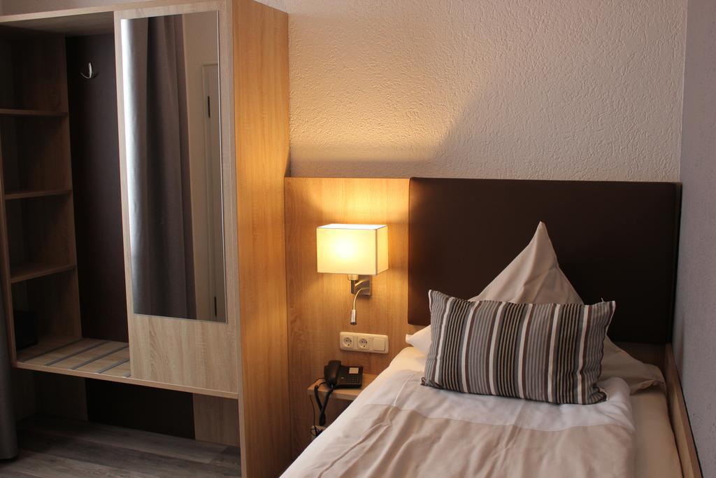 Hotel Restaurant Kromberg رمشيد الغرفة الصورة